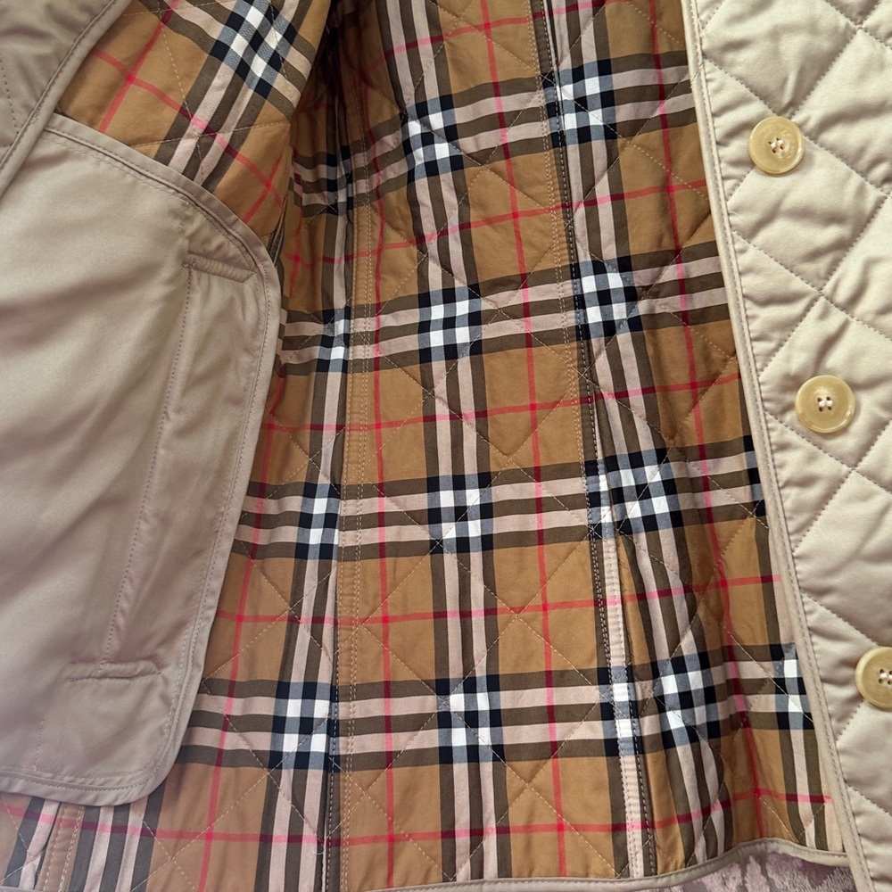 Burberry Tan Quilted Plaid Jacket Size Medium - Picture 4 of 11
